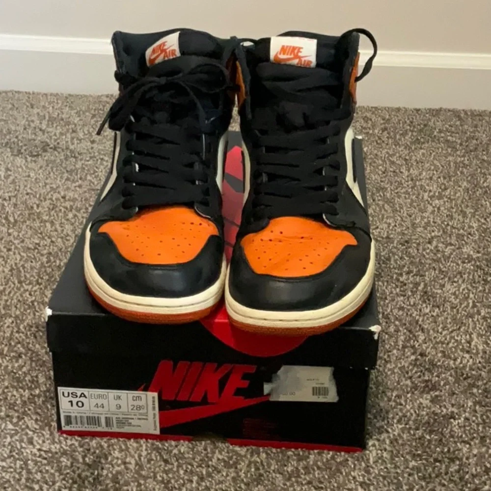 Nike Air Jordan 1 Retro High OG “Shattered Backboard” 2015 - Picture 7 of 8